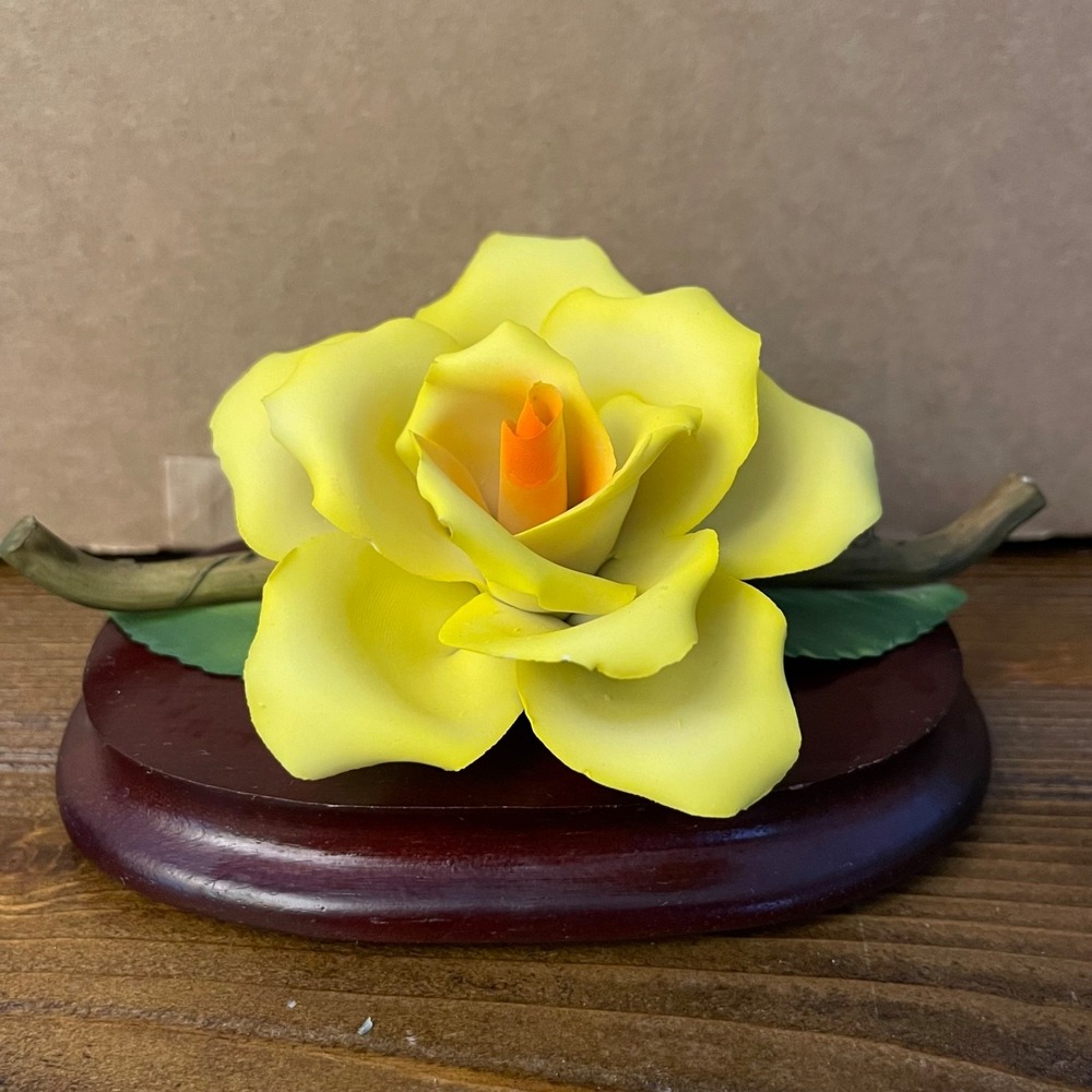 Vintage Fabar Capodimonte Porcelain Yellow Rose Figurine Made in Italy N Mark